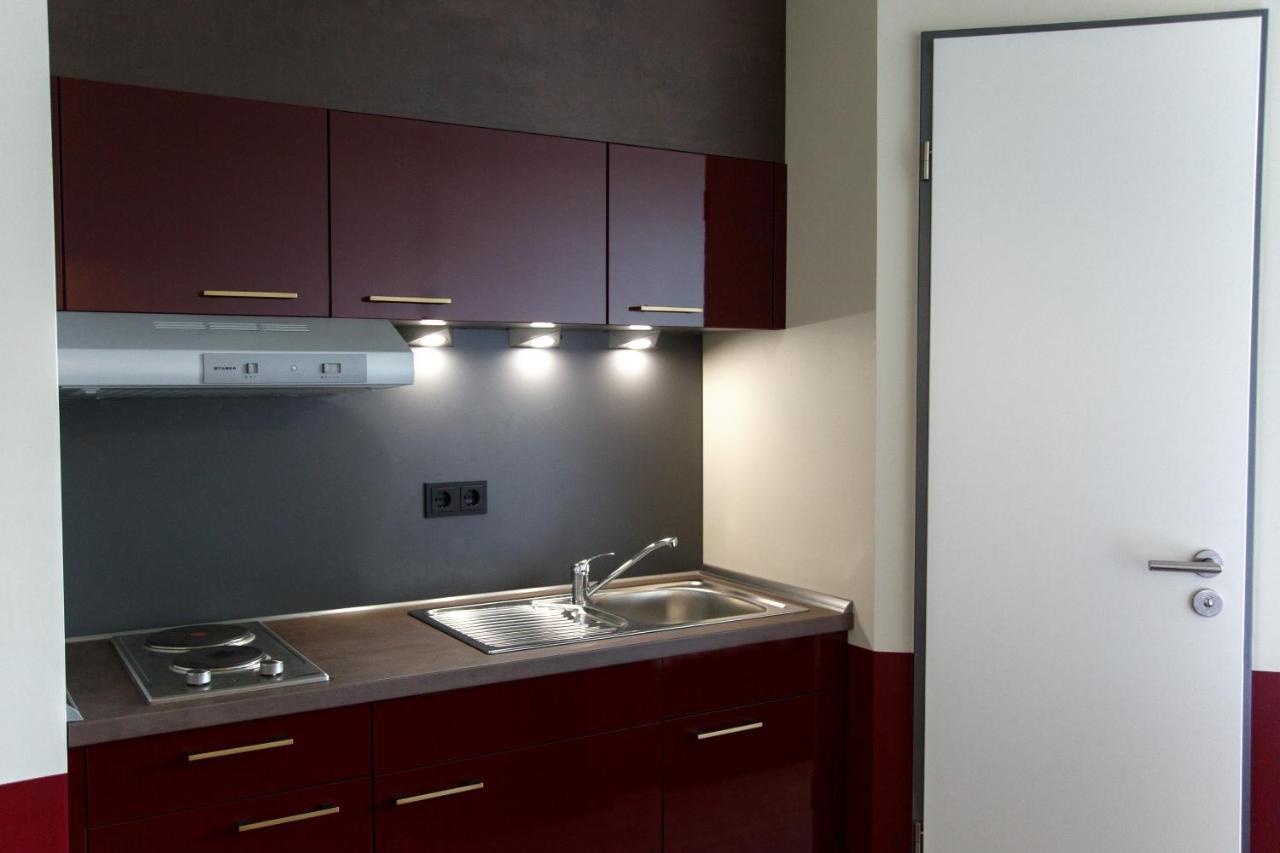 Base Apartments Гамбург Экстерьер фото