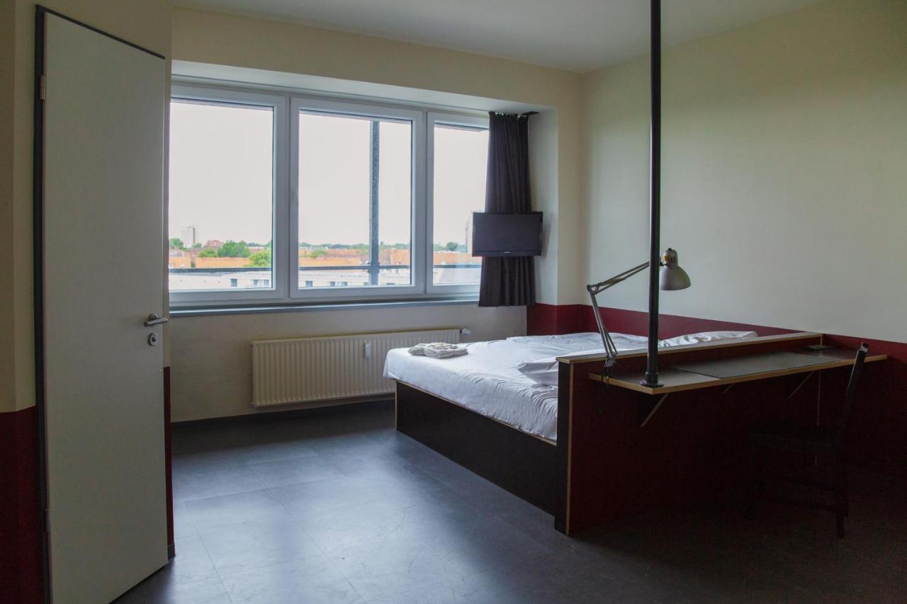 Base Apartments Гамбург Экстерьер фото